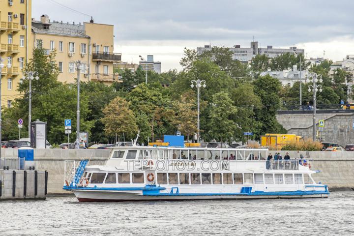 Теплоход “Москва-64”