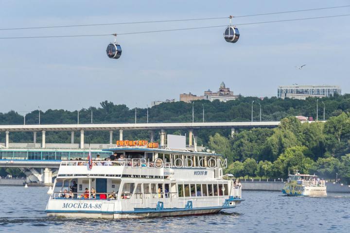 Теплоход “Мечта” 