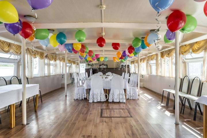 Теплоход “Олимпиада”