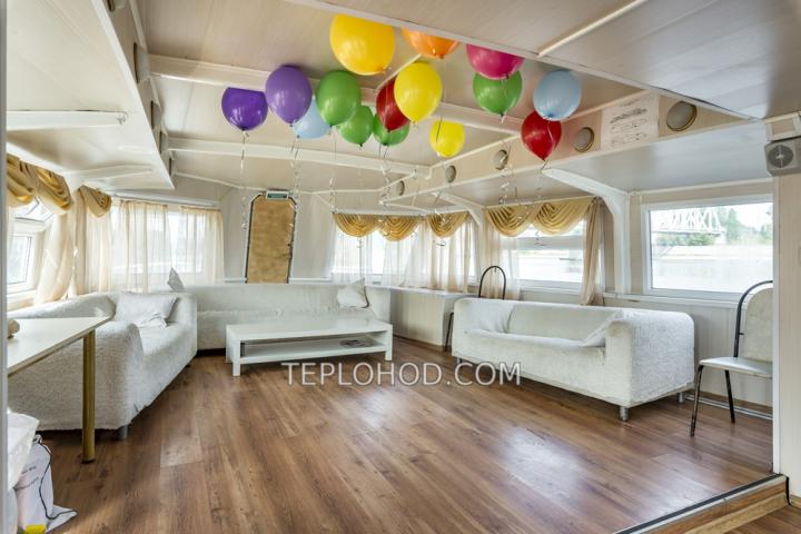 Теплоход “Олимпиада”