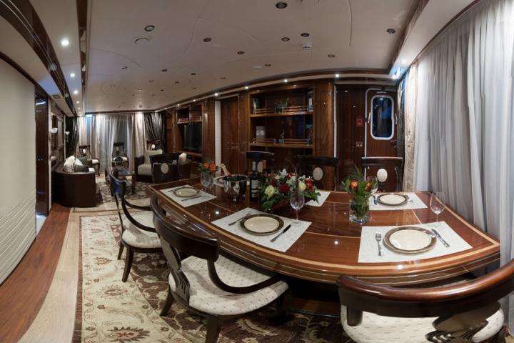 Теплоход “Отрада”