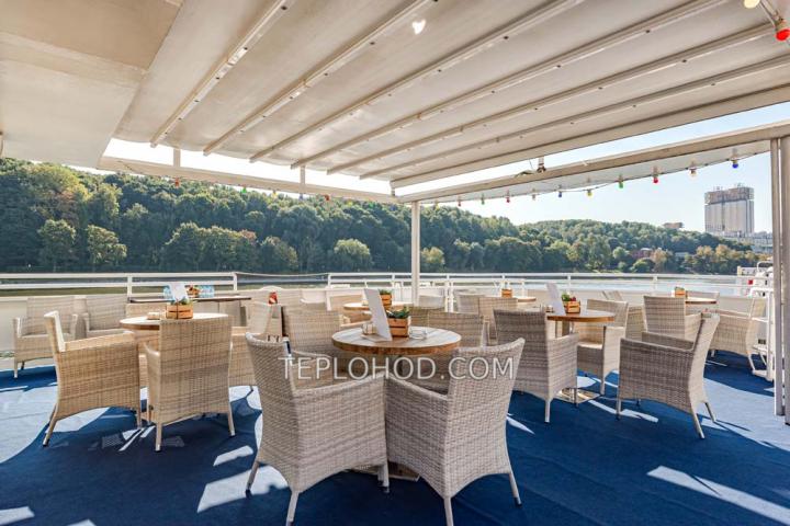 Теплоход “Пальма де Сочи”