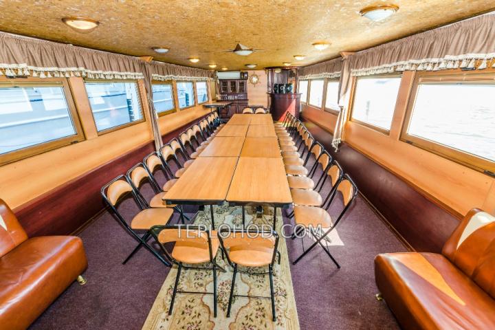 Теплоход “Позитив”