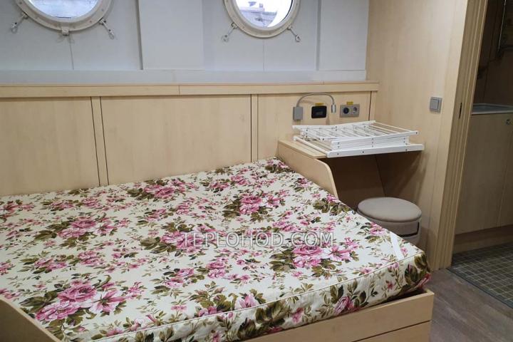 Теплоход “Поручик Ржевский”