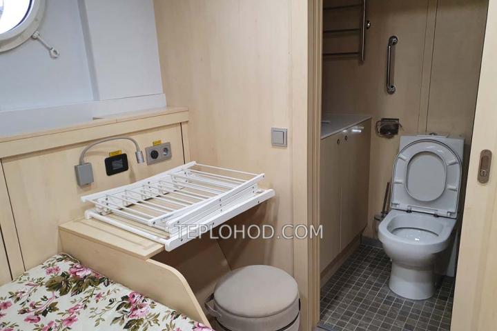 Теплоход “Поручик Ржевский”