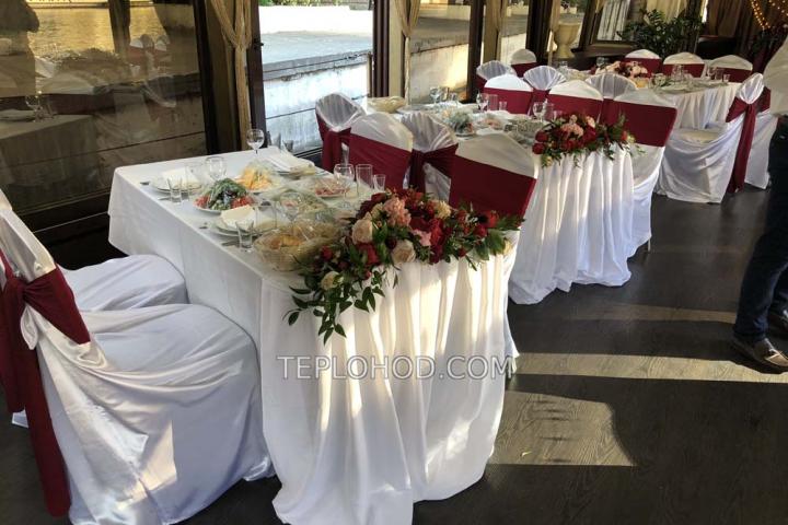 Теплоход “Прага”