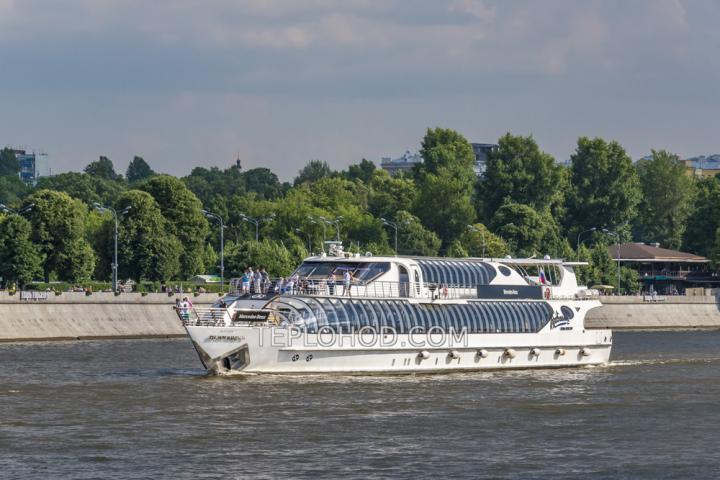 Теплоход “Примавера”