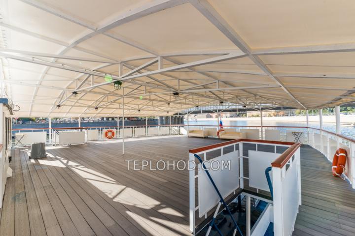 Теплоход “Рио 4”