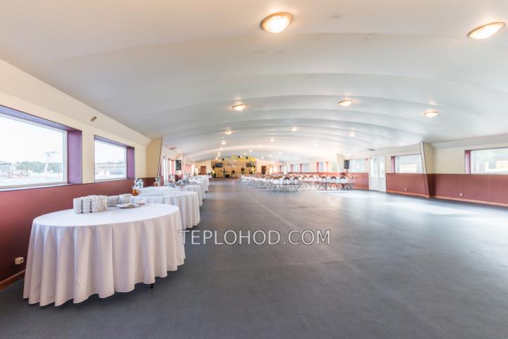 Теплоход “Рио 4”