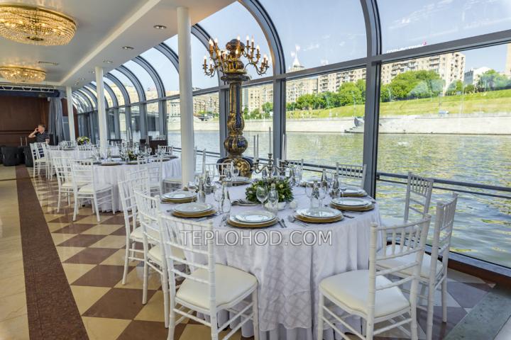 Теплоход “Ривер Палас”