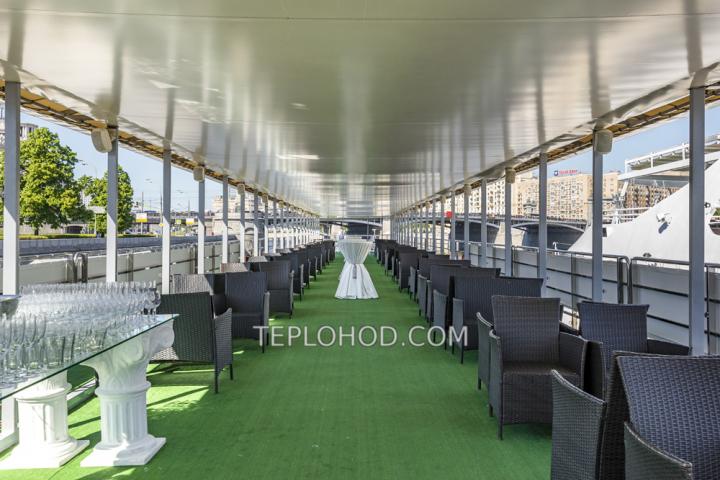 Теплоход “Ривер Палас”