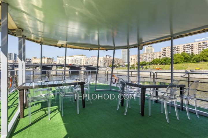 Теплоход “Ривер Палас”