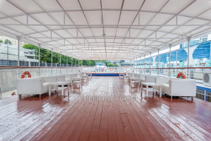 Теплоход “Ривьера”