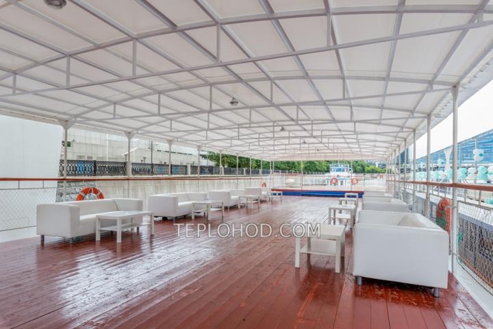 Теплоход “Ривьера”