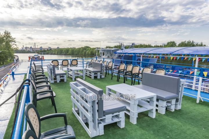 Теплоход “Санта Мария”