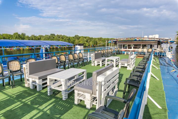 Теплоход “Санта Мария”