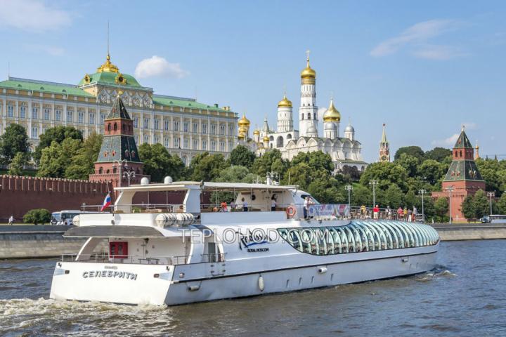 Теплоход “Селебрити”