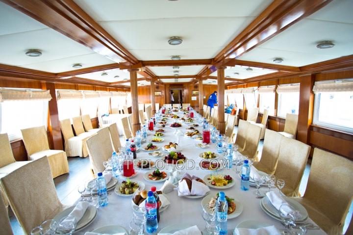 Теплоход “Союз”