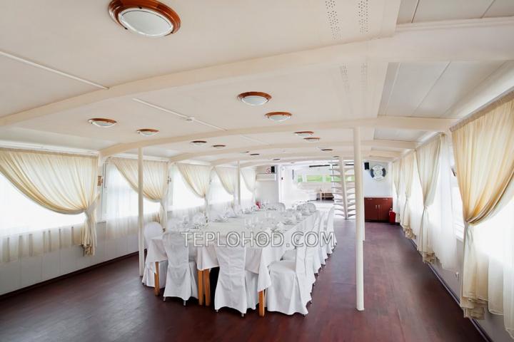 Теплоход “Троттер”