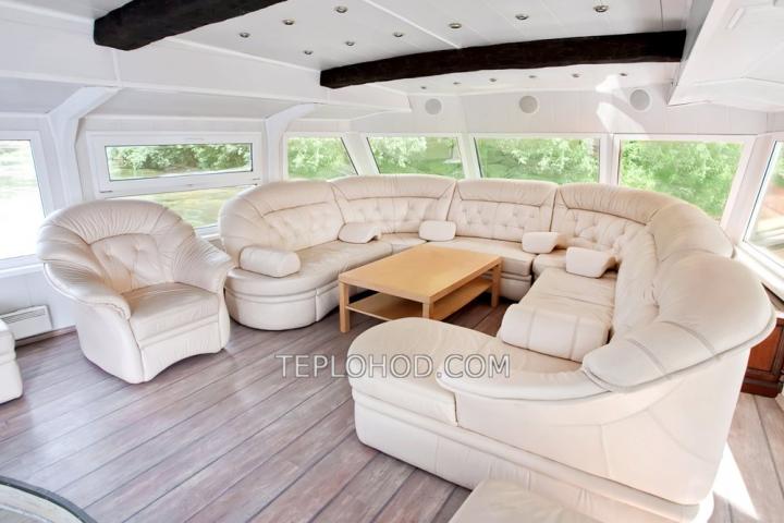 Теплоход “Троттер”