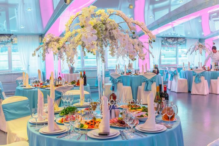 Теплоход “Ватель”