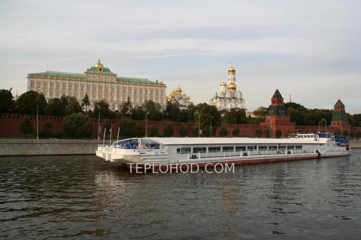 Теплоход “Ватель”