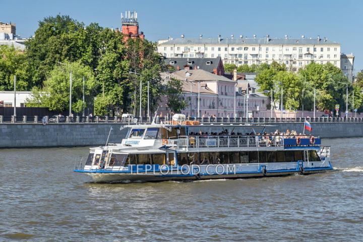 Теплоход “Водник”