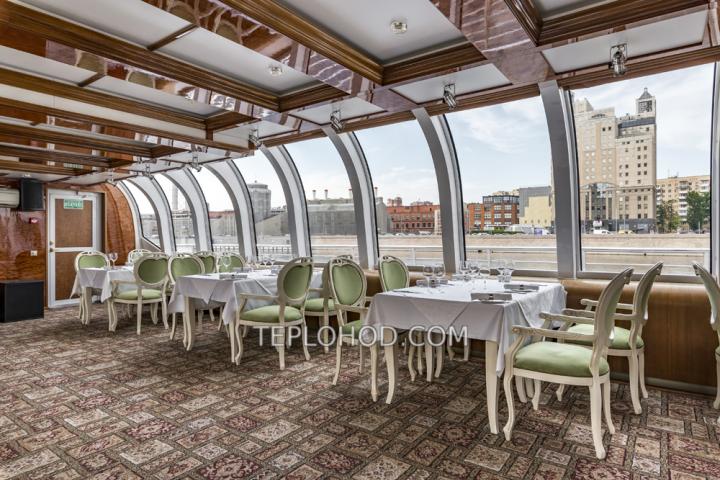  Теплоход “Яхта Рэдиссон”