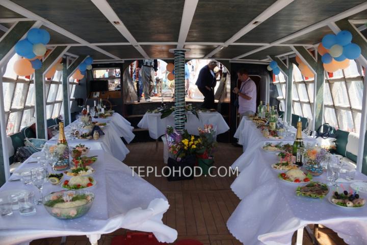 Теплоход “Джон Сильвер”